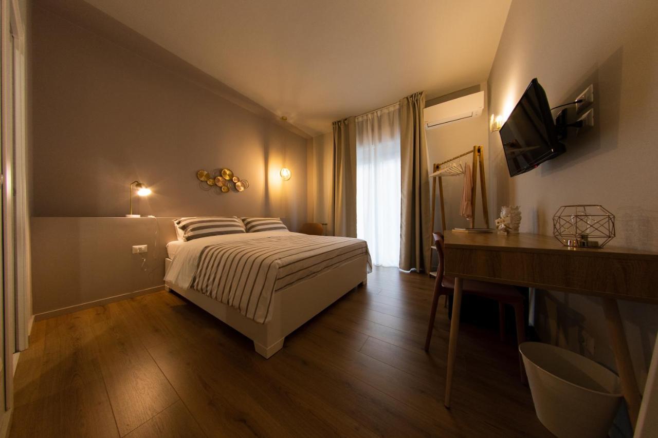 B&B Civico 92 Caltanissetta Bagian luar foto